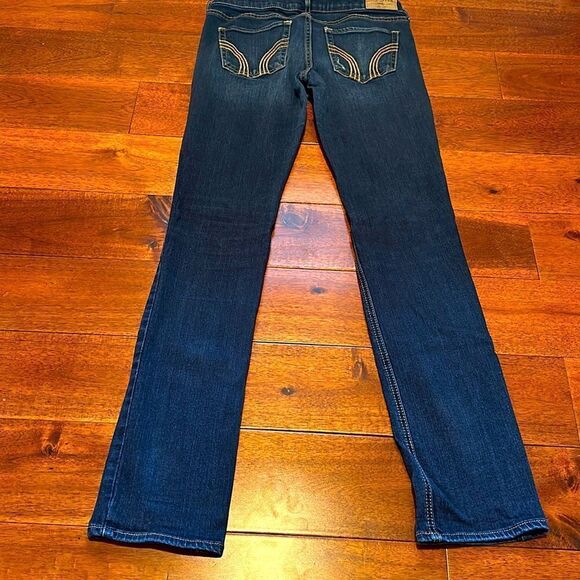 Hollister Jeans 5R - Picture 6 of 9